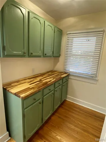 $109,900 | 901 East Cypress Street, Charleston, MO 63834