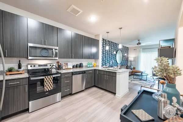 $1,719 | 12001 Heatherly, Unit 8102, Austin, TX 78747