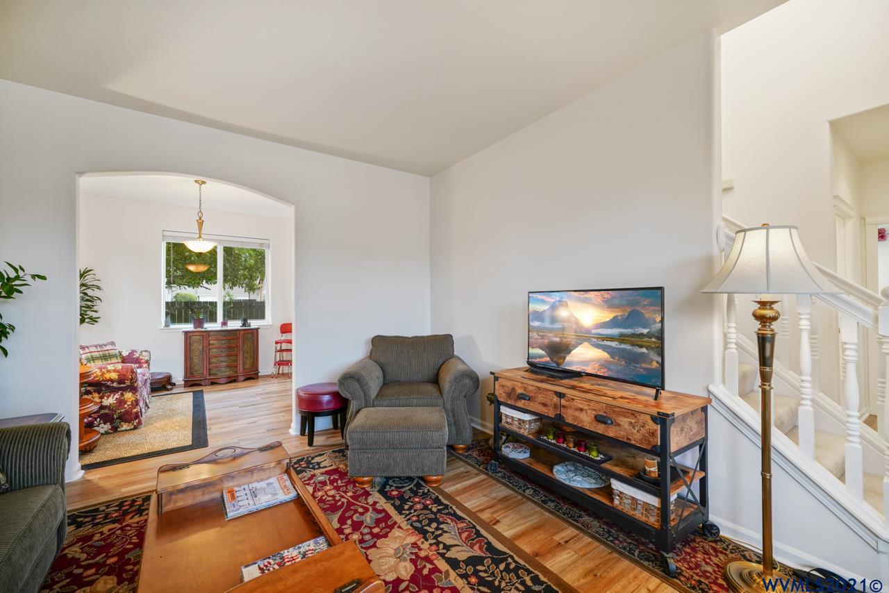 4952 Selway Street Northeast Salem, OR 97305 - Photo 11 of 42