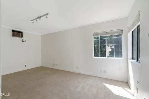 $6,500 | 15224 Weddington Street, Sherman Oaks, CA 91411