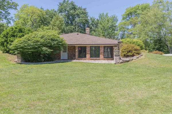 $375,000 | 12711 County Road 150 West, Lynnville, IN 47619