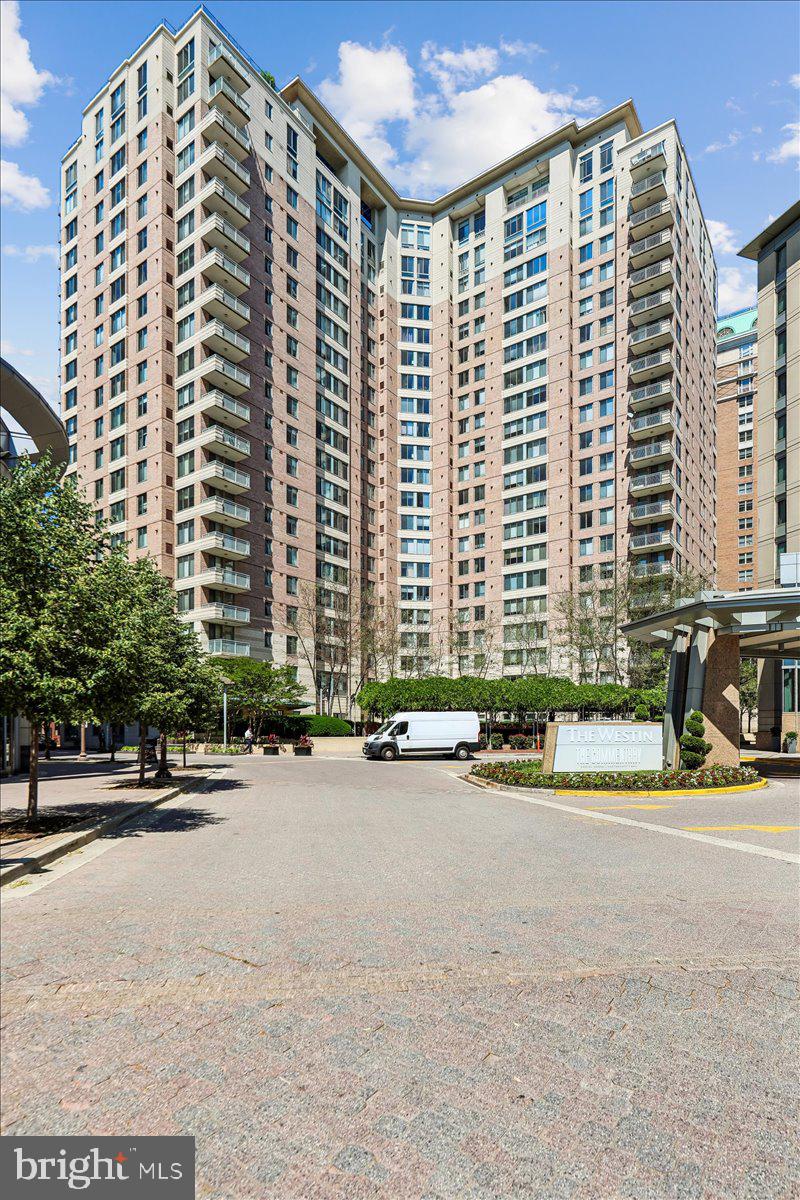 851 North Glebe Road, Unit 1003 Arlington, VA 22203 - Photo 66 of 73