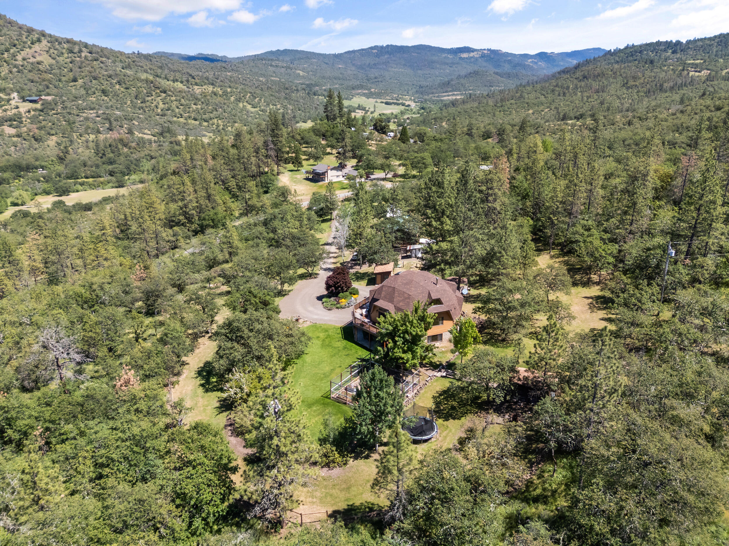 226 Entrada Drive Eagle Point, OR 97524 - Photo 47 of 62