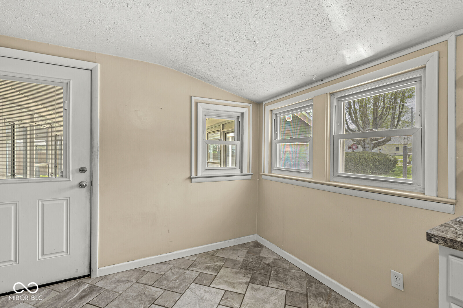 315 West High Street Pendleton, IN 46064 - Photo 20 of 34