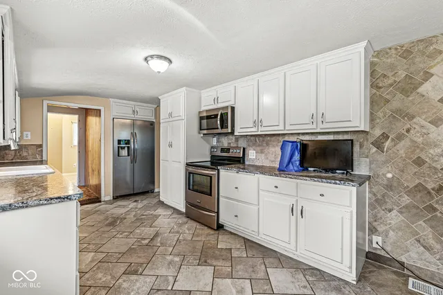 $289,900 | 315 West High Street, Pendleton, IN 46064