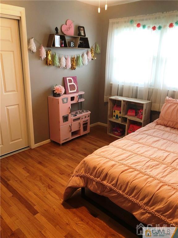 14 Glen Gary Road Middlesex, NJ 08846 - Photo 13 of 31 Gallery Image 13