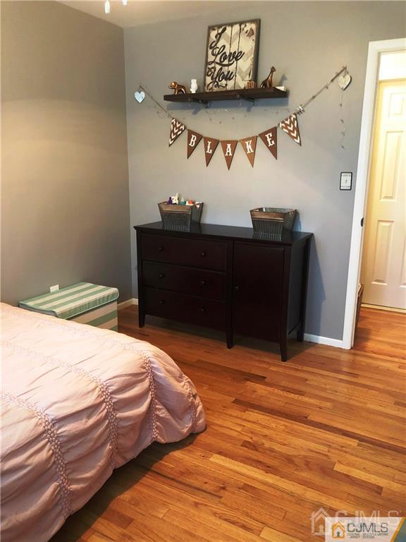 14 Glen Gary Road Middlesex, NJ 08846 - Photo 14 of 31 Gallery Image 14