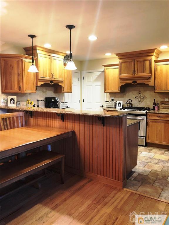 14 Glen Gary Road Middlesex, NJ 08846 - Photo 2 of 31 Gallery Image 2