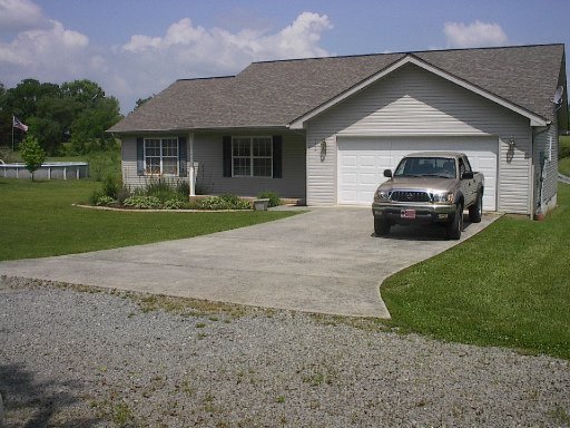 133 Modell Way Maryville, TN 37801 - Photo 1 of 32 Primary Photo