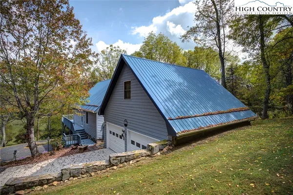 a view of backyard of house