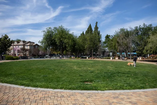 a view of building with outdoor space