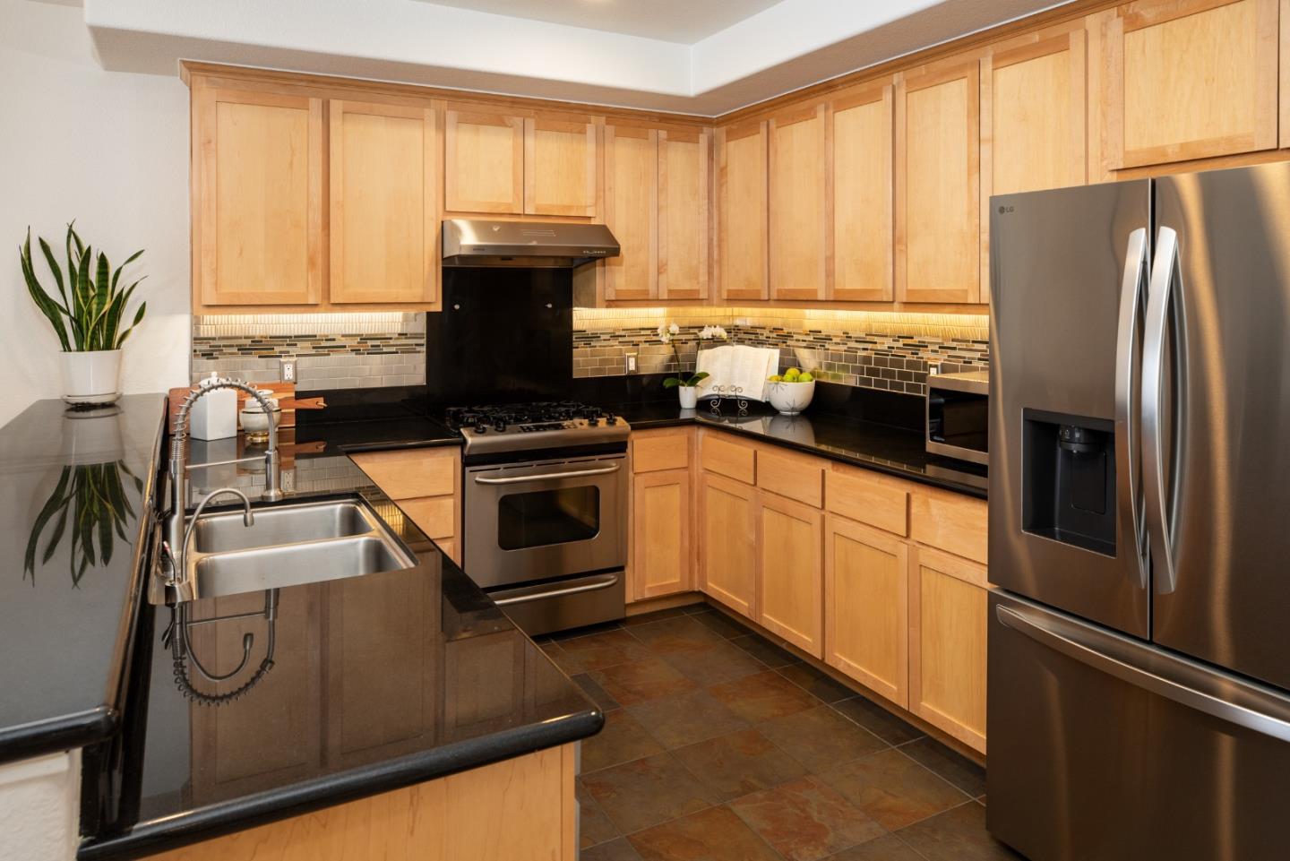 1788 Camino Leonor San Jose, CA 95131 - Photo 5 of 31