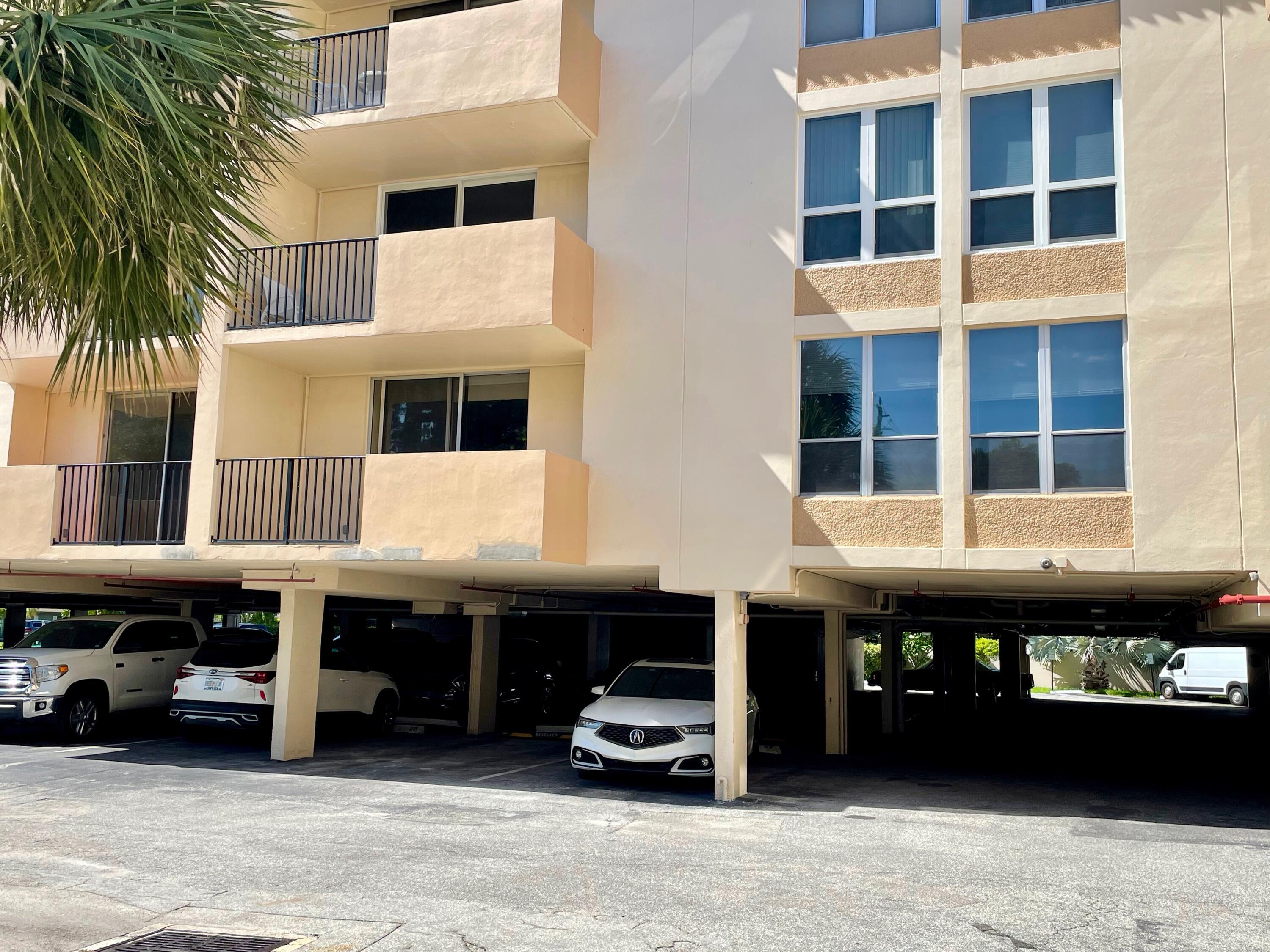 1000 Spanish River Road, Unit 2N Boca Raton, FL 33432 - Photo 40 of 58 IMG_2197