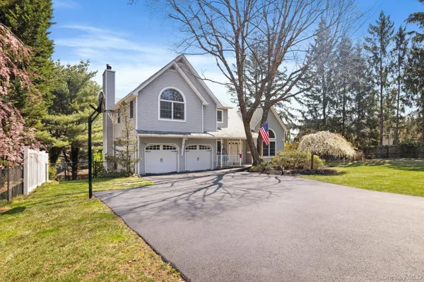 $869,900 | 88 Highview Avenue, Nanuet, NY 10954
