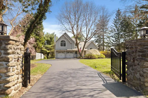 $869,900 | 88 Highview Avenue, Nanuet, NY 10954