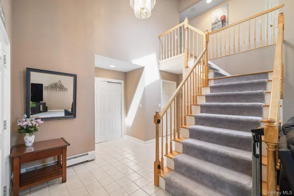 $869,900 | 88 Highview Avenue, Nanuet, NY 10954