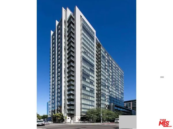 $3,500 | 1155 South Grand Avenue, Unit 401, Los Angeles, CA 90015