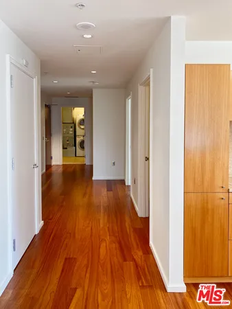 $3,500 | 1155 South Grand Avenue, Unit 401, Los Angeles, CA 90015