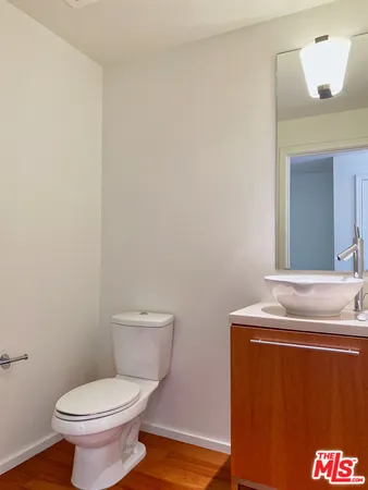 $3,500 | 1155 South Grand Avenue, Unit 401, Los Angeles, CA 90015