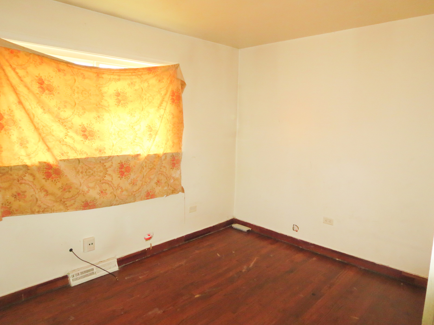 6033 South Carpenter Street Chicago, IL 60621 - Photo 7 of 17