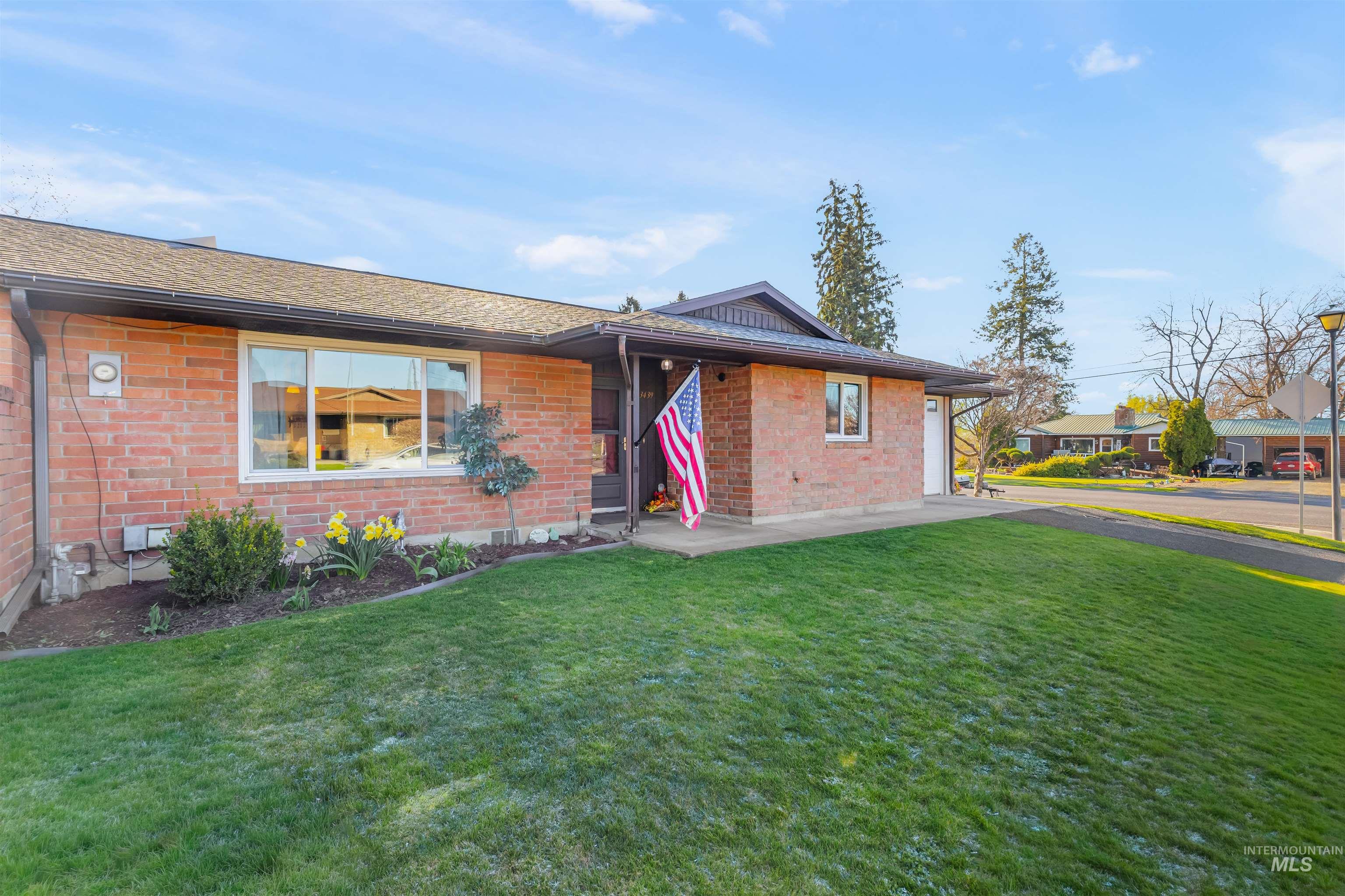 3439 7th Street East Lewiston, ID 83501 - Photo 1 of 31