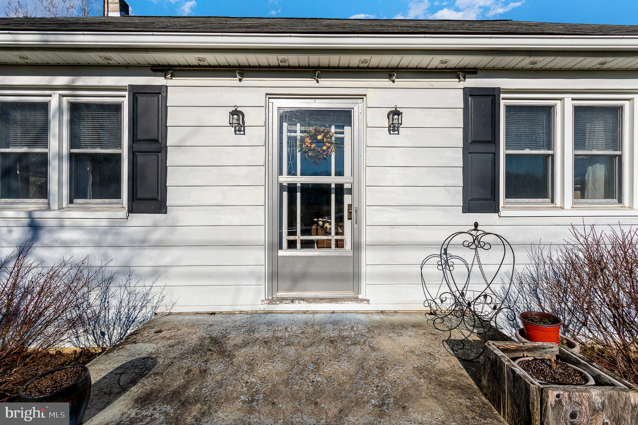 1237 Pine Road Carlisle, PA 17015 - Photo 4 of 35 Gallery Image 4