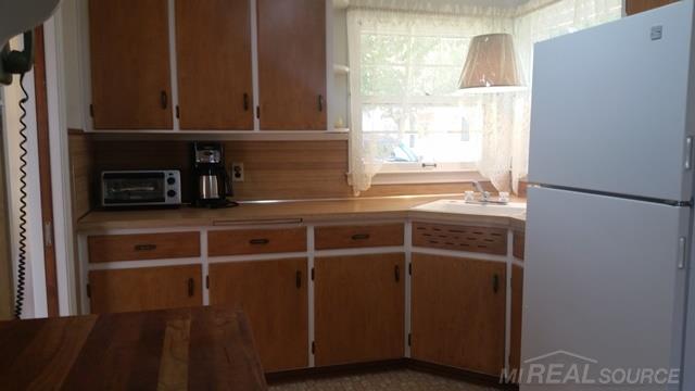 4175 Lakeshore Road Lexington, MI 48450 - Photo 20 of 48 50152130-ADDE6079-4EC7-4332-A0EA-CFAC6F50CE1D.JPG