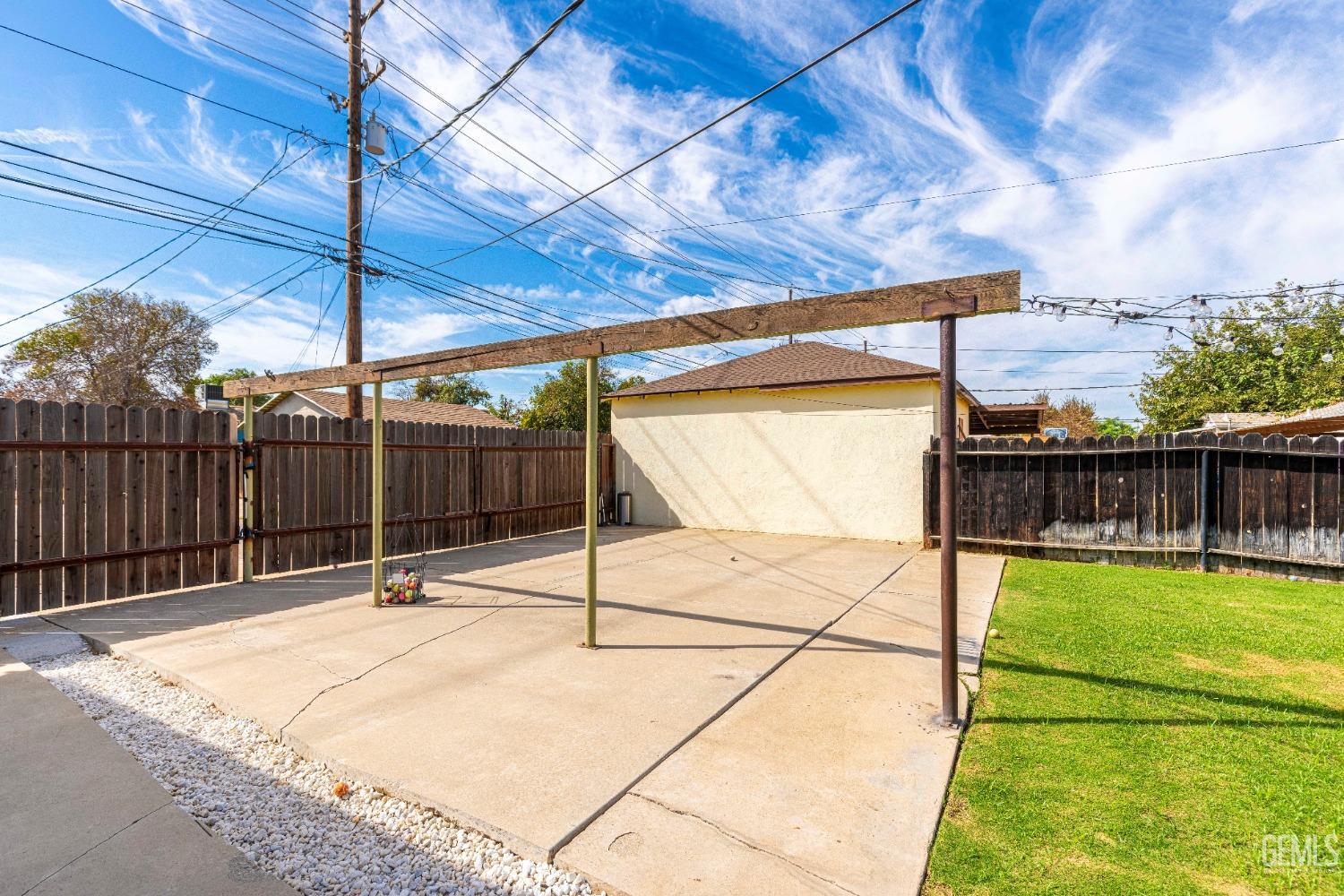 Undisclosed Address Bakersfield, CA 93301 - Photo 12 of 22