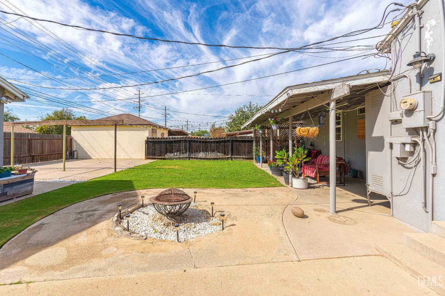 Undisclosed Address Bakersfield, CA 93301 - Photo 14 of 22