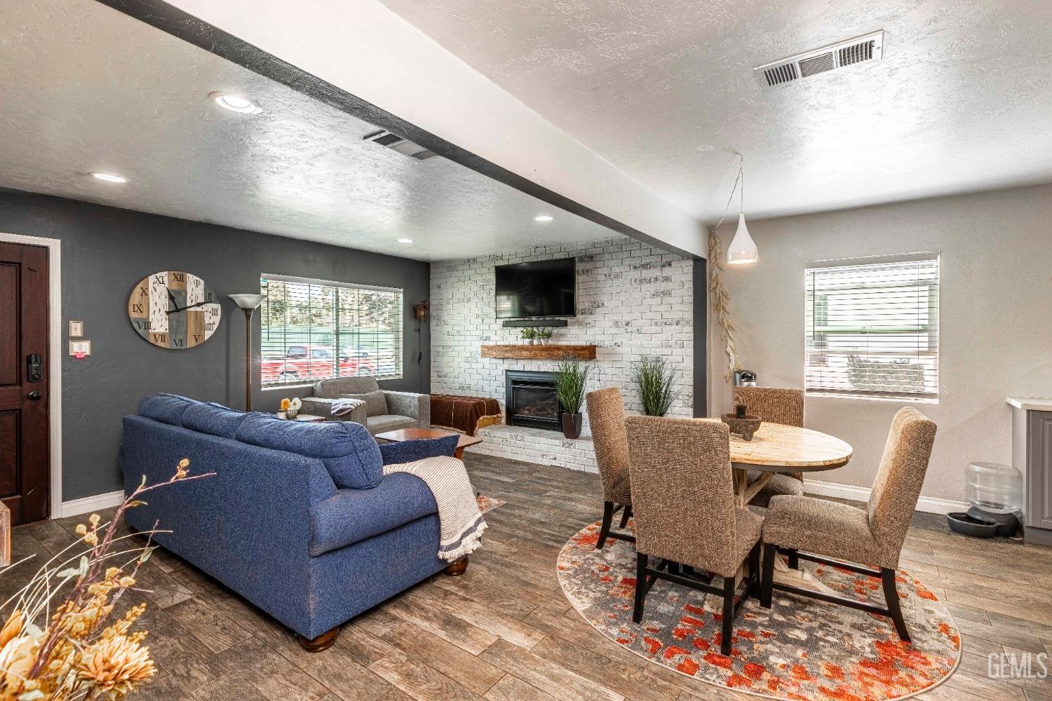 Undisclosed Address Bakersfield, CA 93301 - Photo 19 of 22