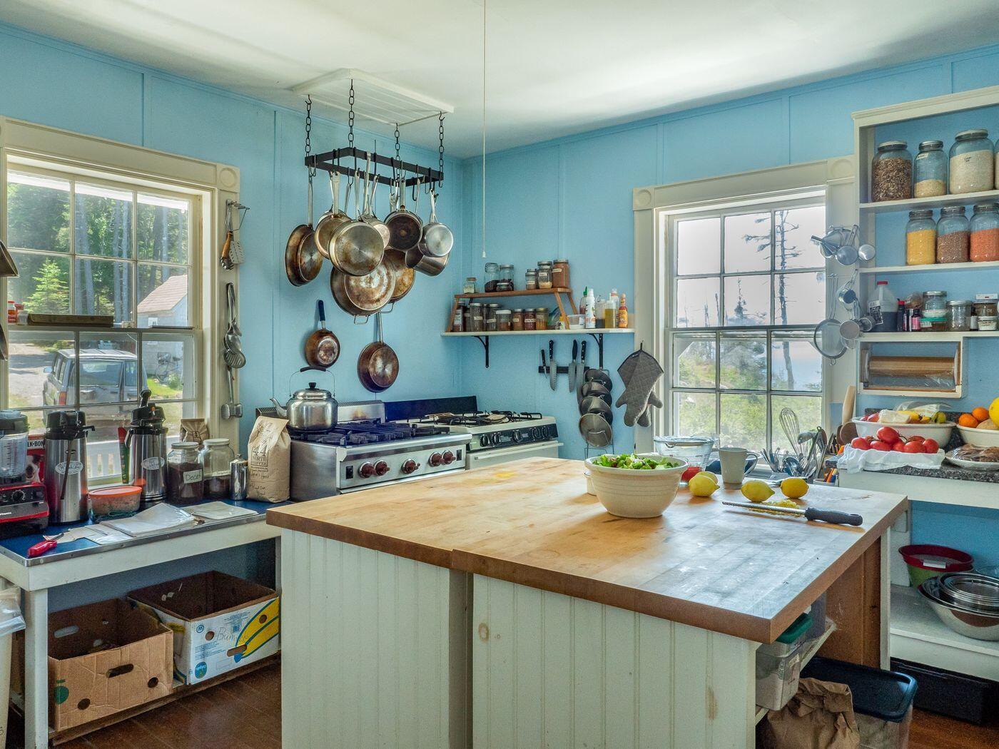 99 Lighthouse Road Isle Au Haut, ME 04645 - Photo 10 of 33 W11-ME1968-KeepersHouse11