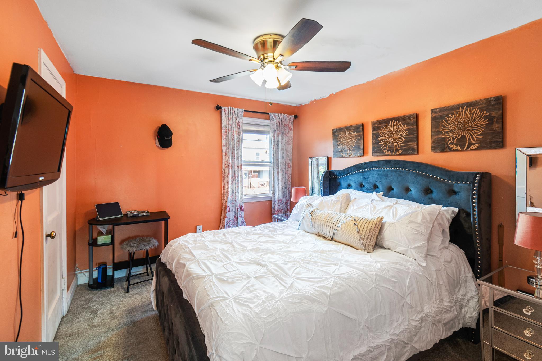 377 Marydell Road Baltimore, MD 21229 - Photo 17 of 35 Primary Bedroom