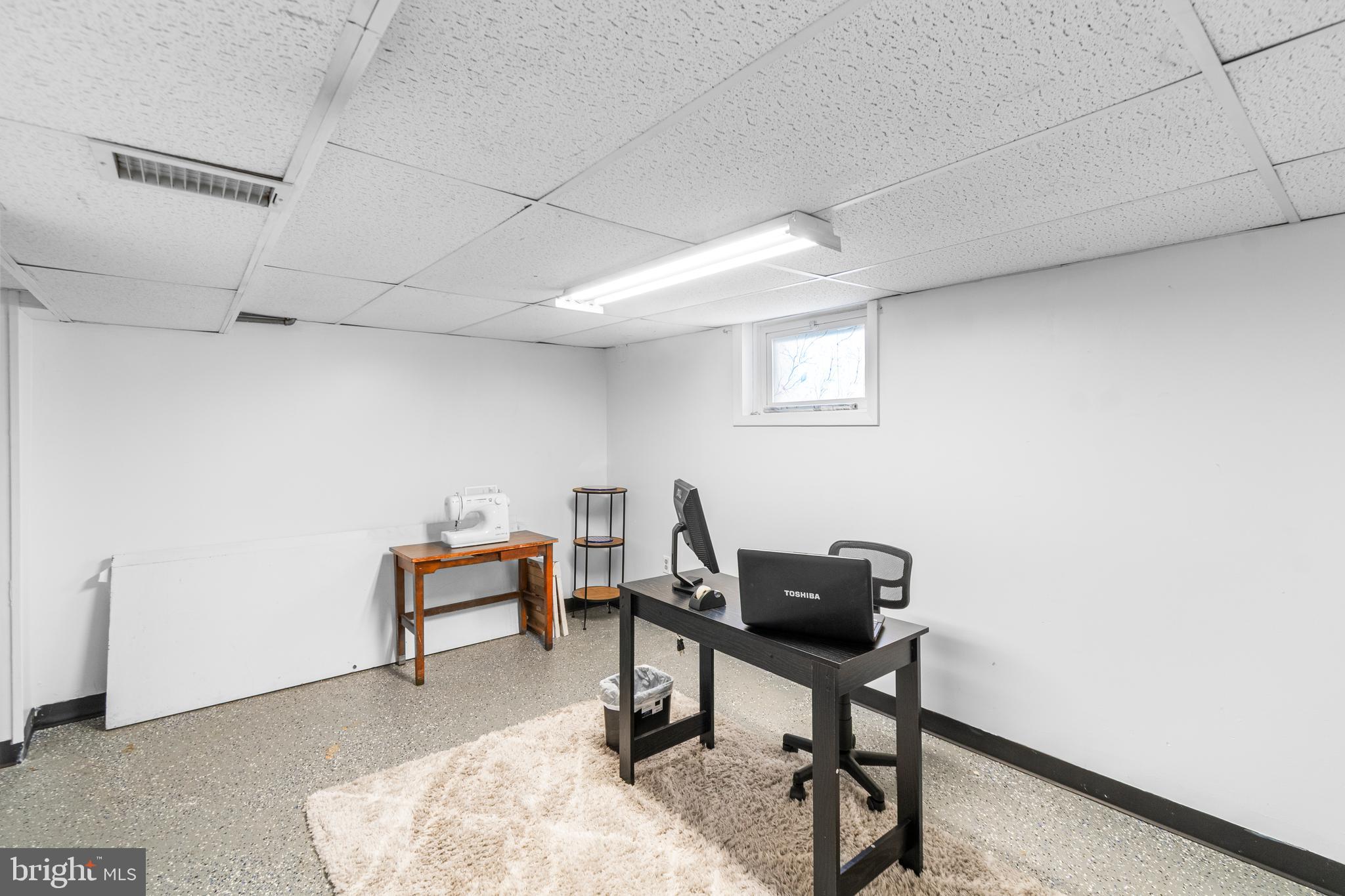 377 Marydell Road Baltimore, MD 21229 - Photo 30 of 35 Huge Office/Possible 3rd Bedroom