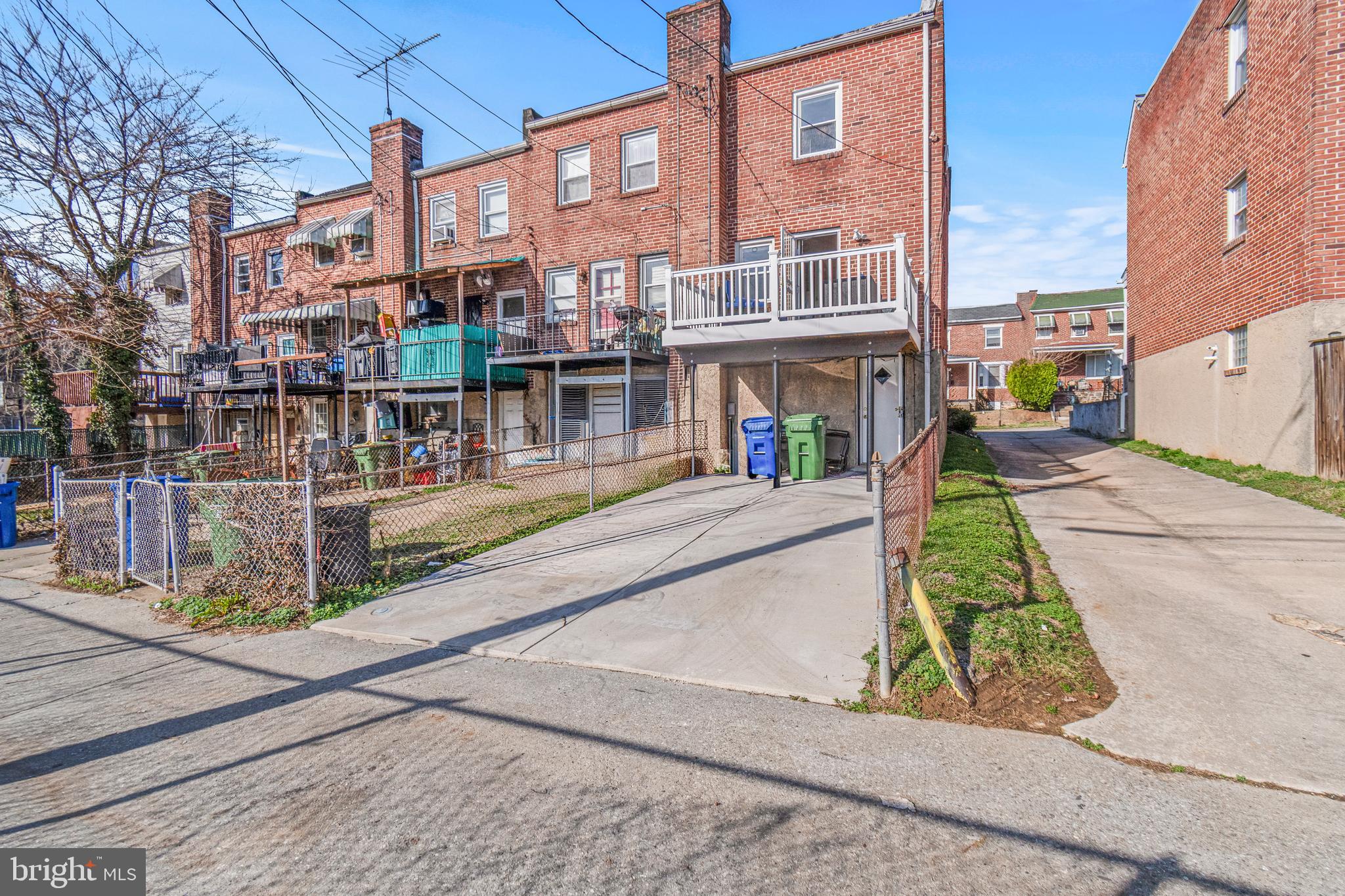 377 Marydell Road Baltimore, MD 21229 - Photo 34 of 35 Rear Patio