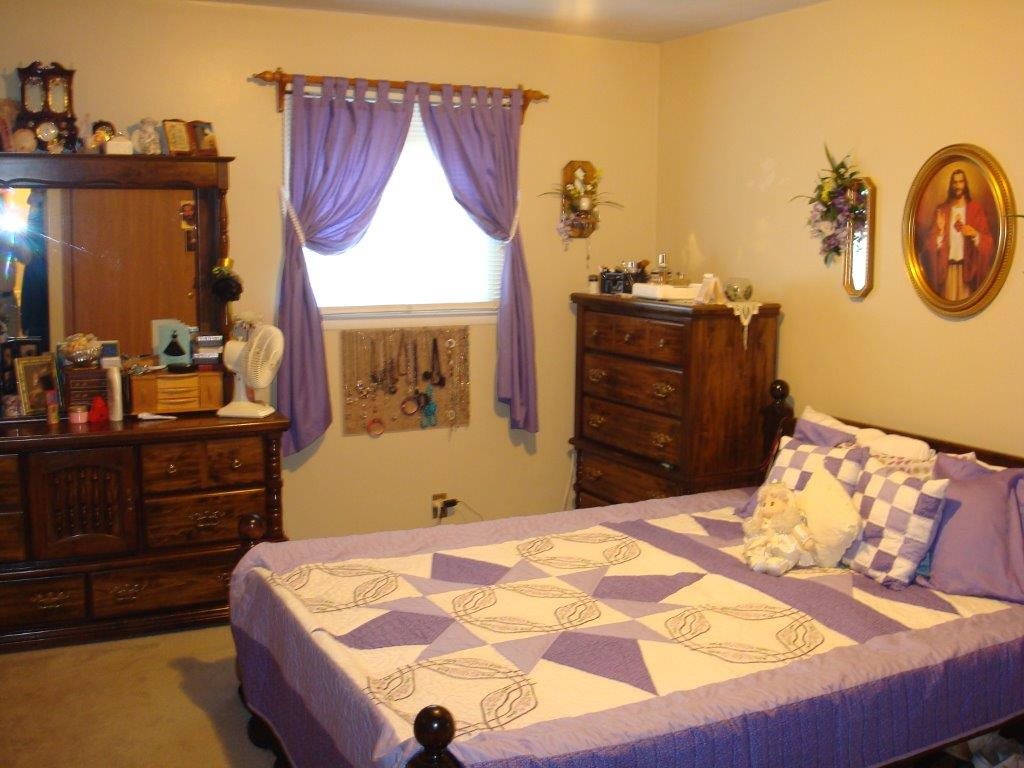 1840 Mt Pleasant Road Loogootee, IN 47553 - Photo 4 of 7