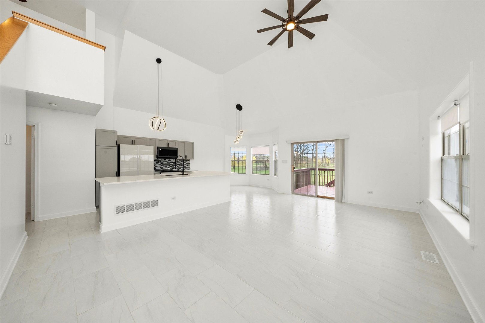 286 Sunset Boulevard Beecher, IL 60401 - Photo 4 of 40