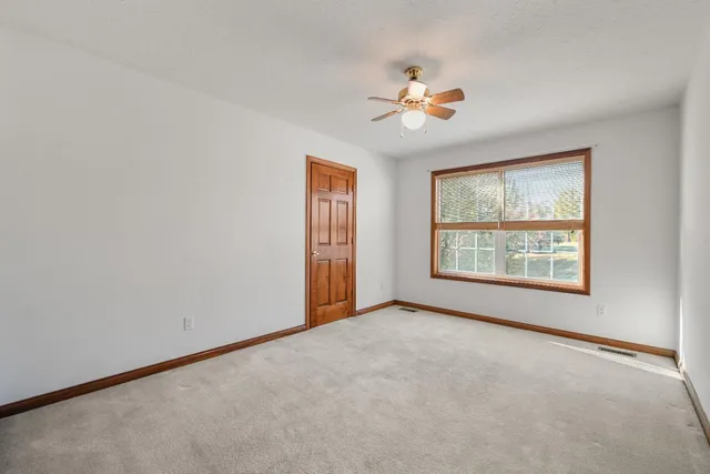 $389,000 | 19278 Par Drive, Lawrenceburg, IN 47025