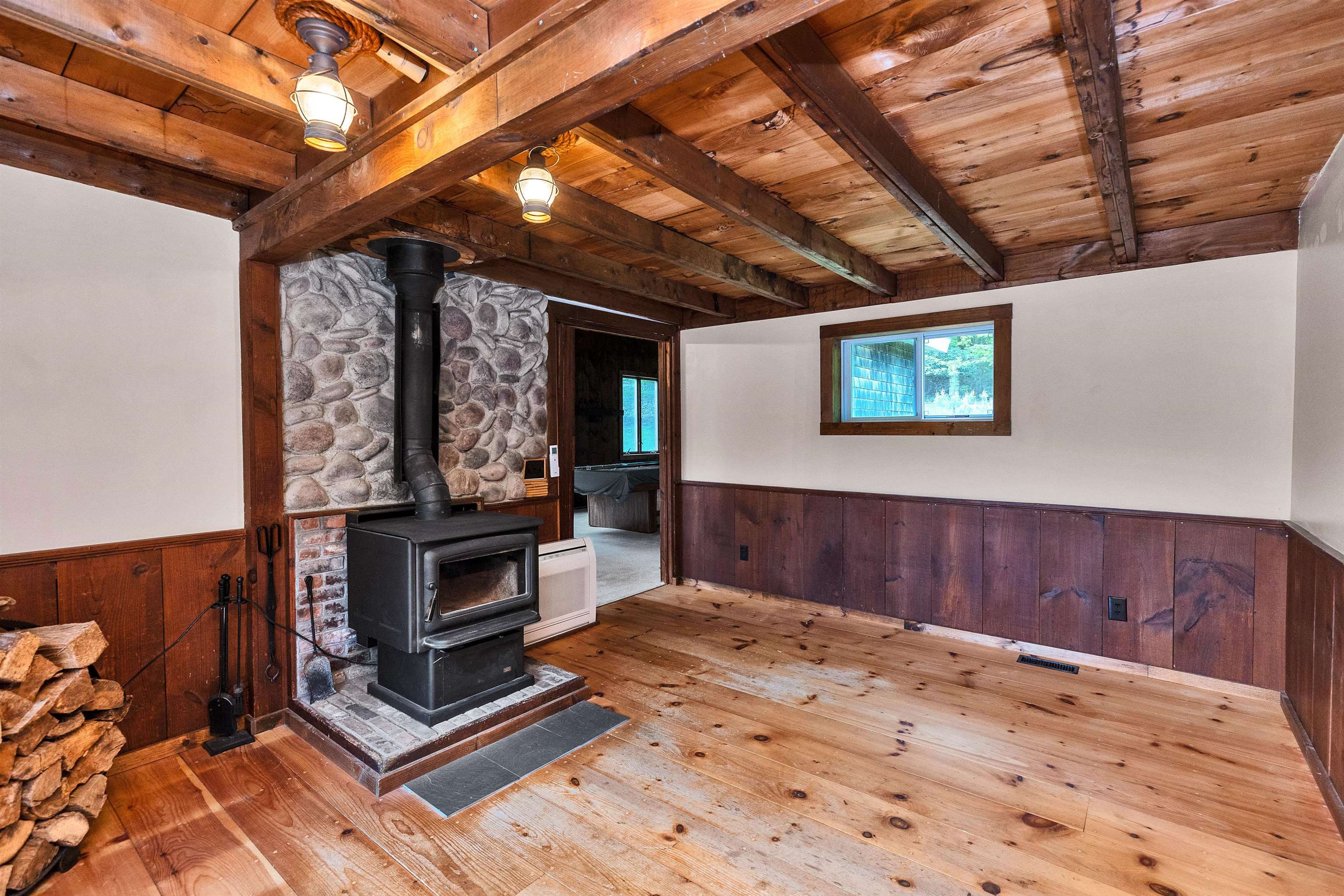 277 Old Street Road Peterborough, NH 03458 - Photo 10 of 38