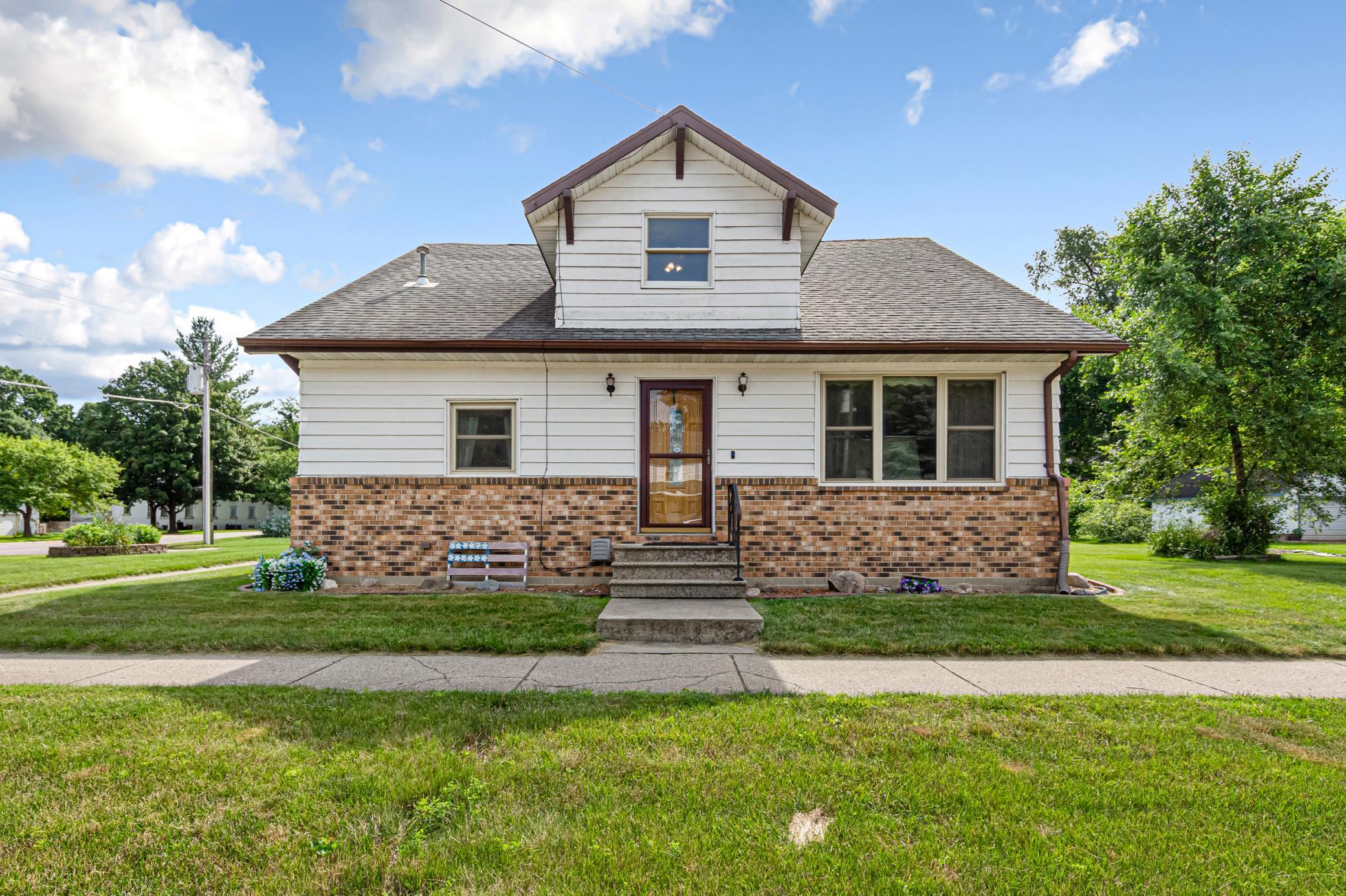 240 North Rice Street Kasota, MN 56050 - Photo 1 of 45