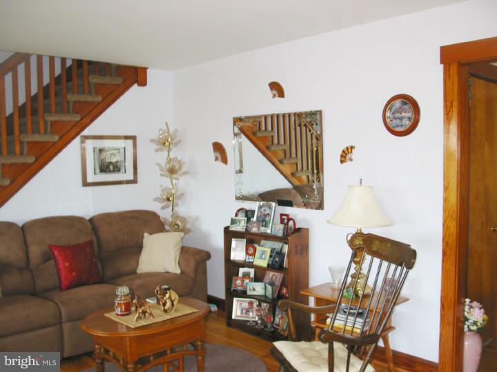 269 Kindts Corner Road Leesport, PA 19533 - Photo 7 of 24 Gallery Image 7