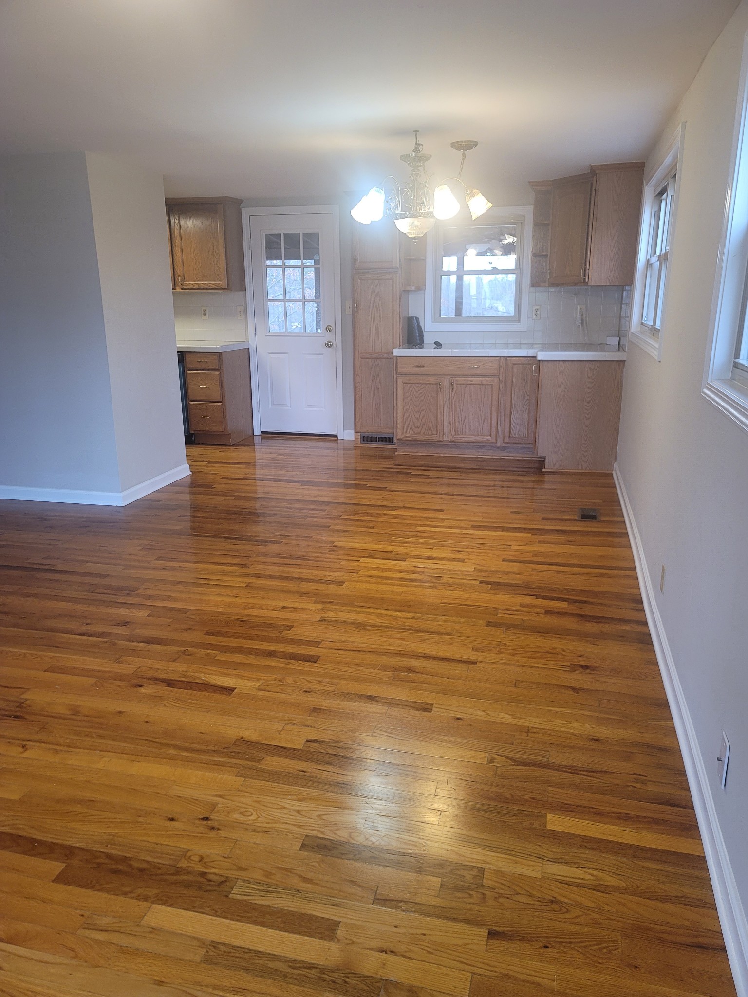 1774 Evans Road Clarksville, TN 37042 - Photo 7 of 32 Gallery Image 7