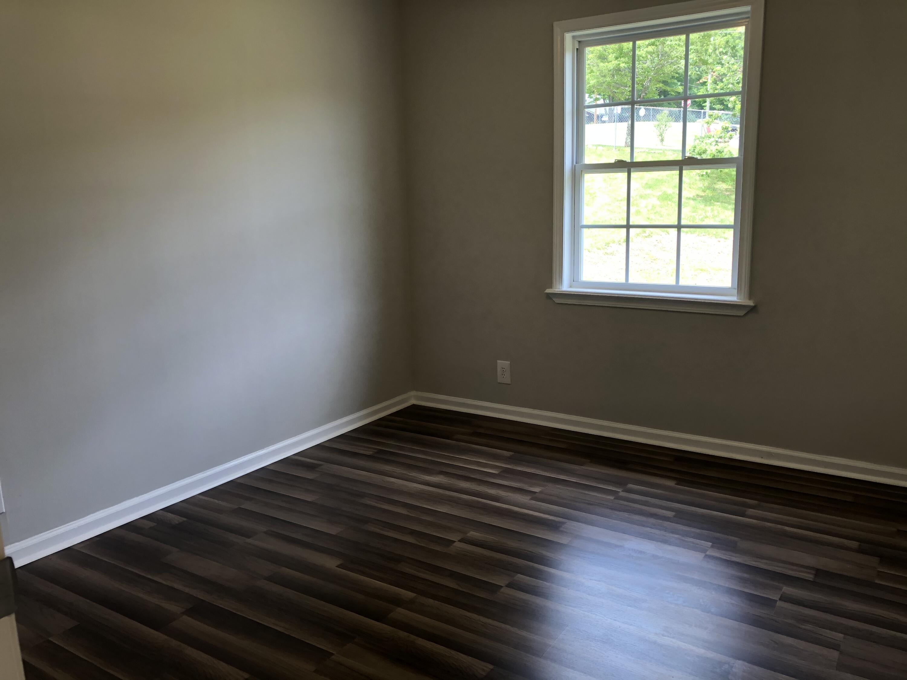 165 Earl Williams Road Elizabethton, TN 37643 - Photo 10 of 23 IMG-7311