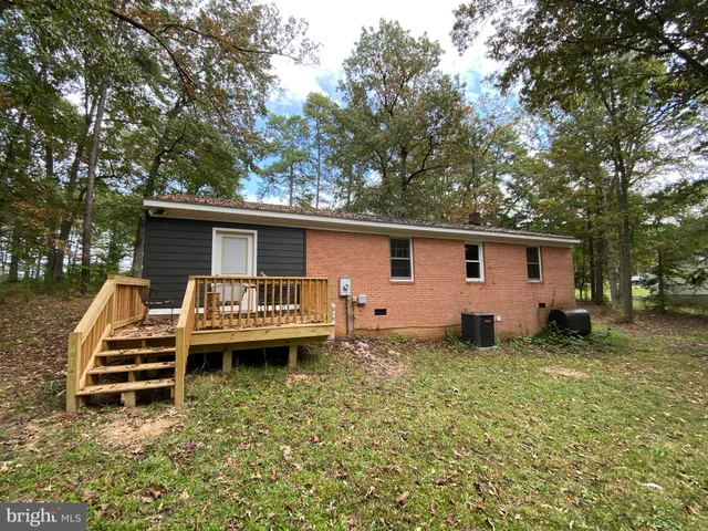 $1,995 | 727 Chalklevel Road, Louisa, VA 23093