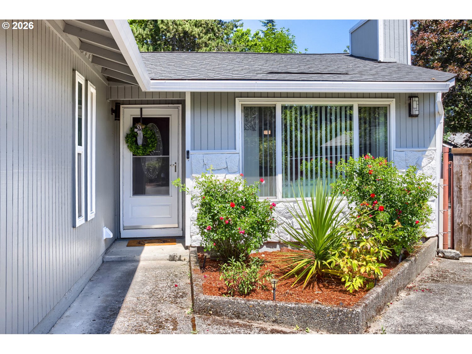 19315 Southwest Oak Street Beaverton, OR 97078 - Photo 2 of 35