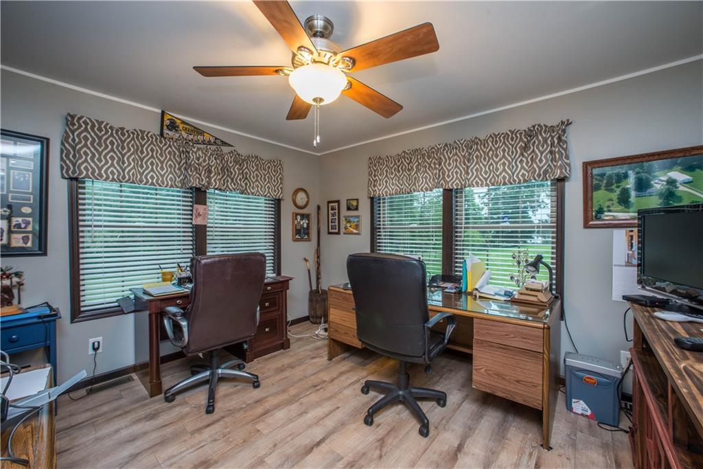 333 Rural Valley Road Claysville, PA 15323 - Photo 16 of 25 Light and Bright Second Bedroom!