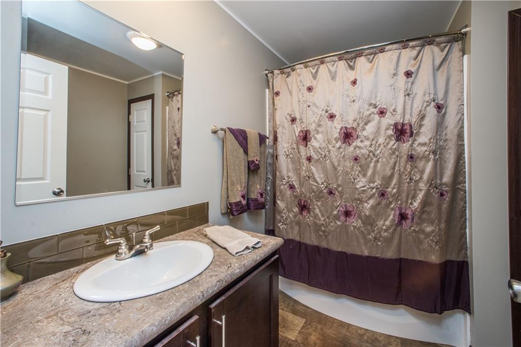 333 Rural Valley Road Claysville, PA 15323 - Photo 17 of 25 2nd Full Bath!