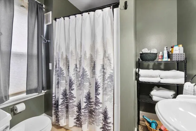 $279,900 | 218 Union Street, Bennington, VT 05201