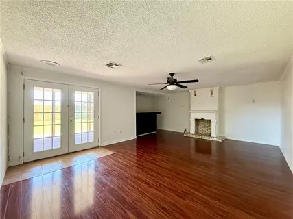 $197,800 | 621 Fairlawn Drive, Terrytown, LA 70056