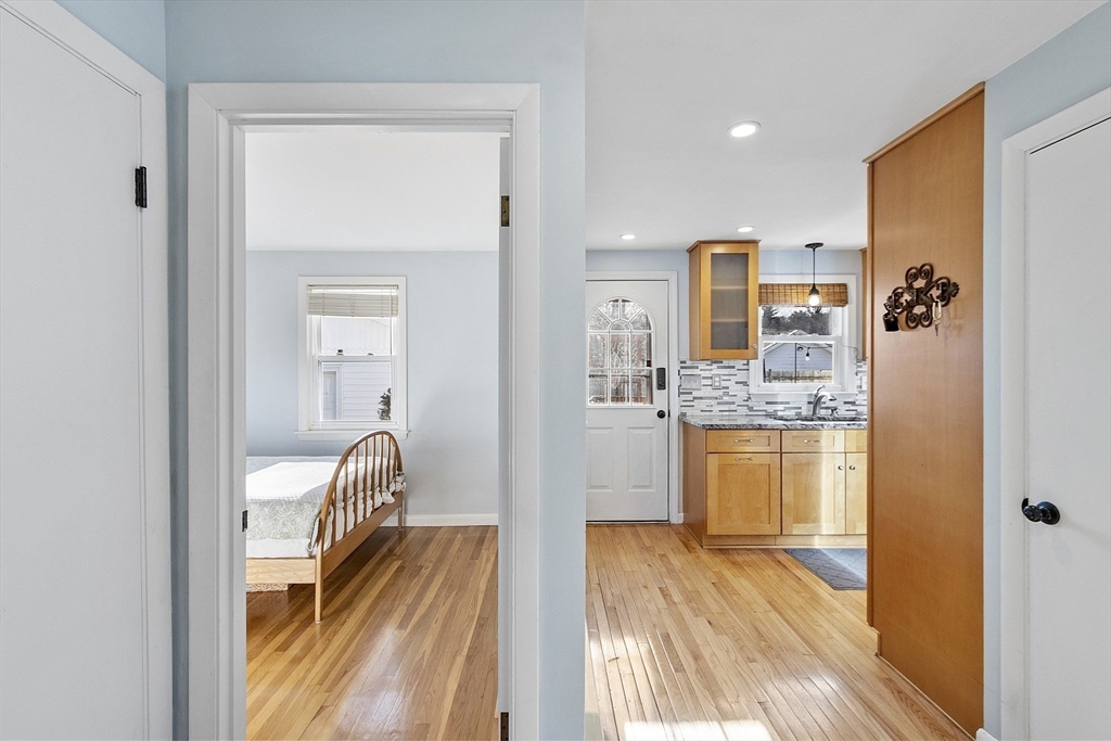 26 Long Lake Road Littleton, MA 01460 - Photo 16 of 37