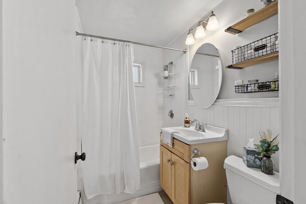 26 Long Lake Road Littleton, MA 01460 - Photo 21 of 37